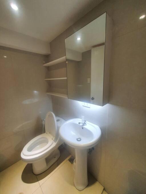 Bgc Taguig Cozy 2 Bedroom Loft, With Stunning Bgc Skyline View! Manila Exterior foto